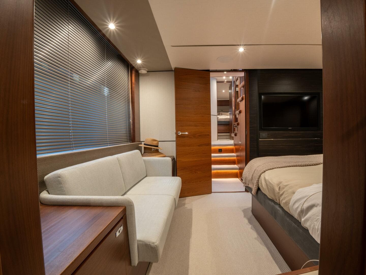 2020 Princess S66 — photo 45