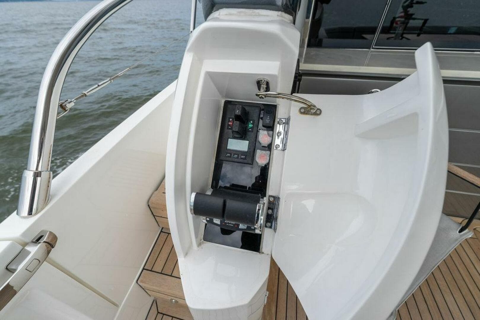 2020 Princess S66 — photo 25