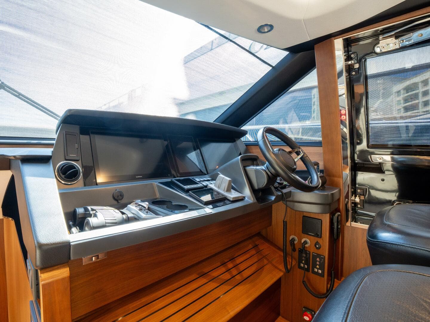 2020 Princess S66 — photo 30