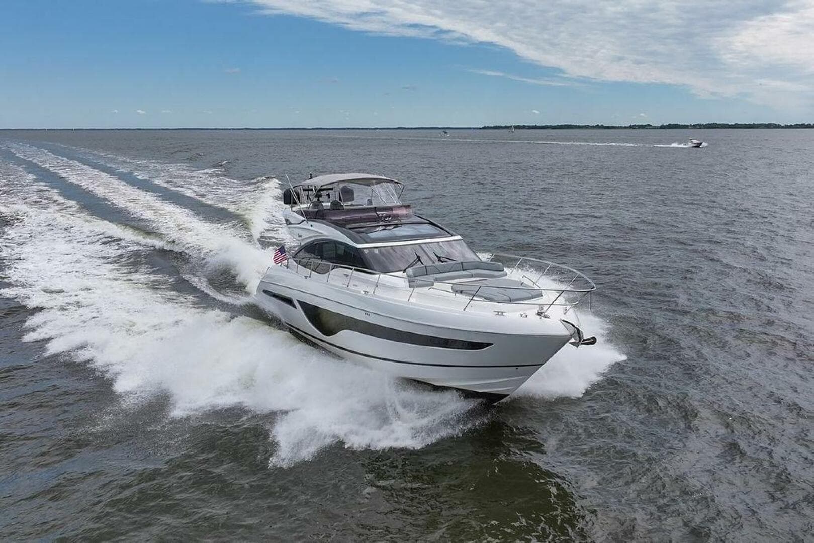 2020 Princess S66 — photo 4