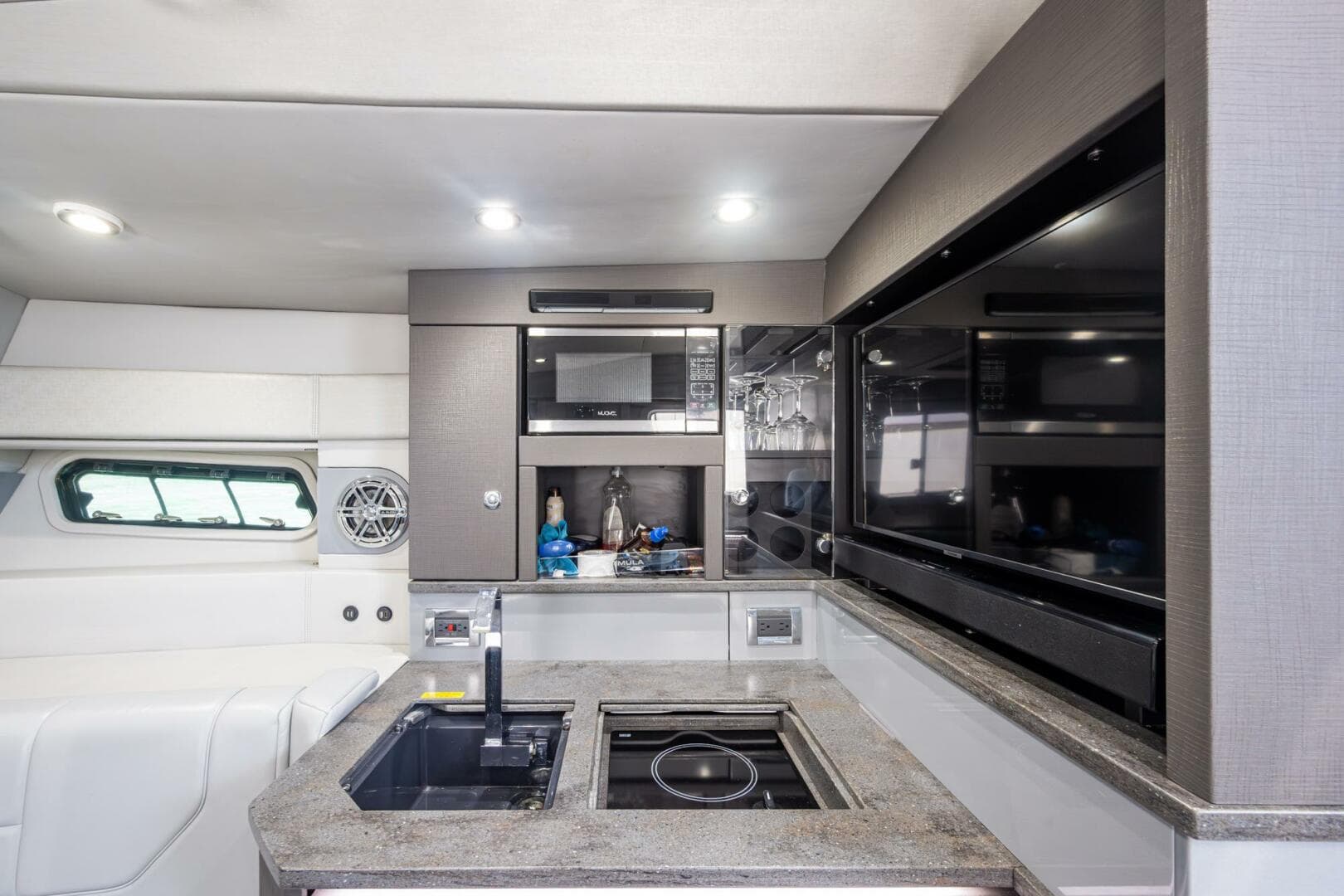 2019 Formula 430 Ssc — photo 13