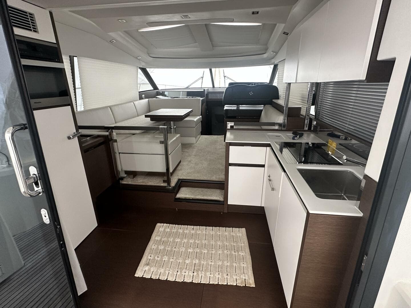 2020 Prestige 460S — photo 17