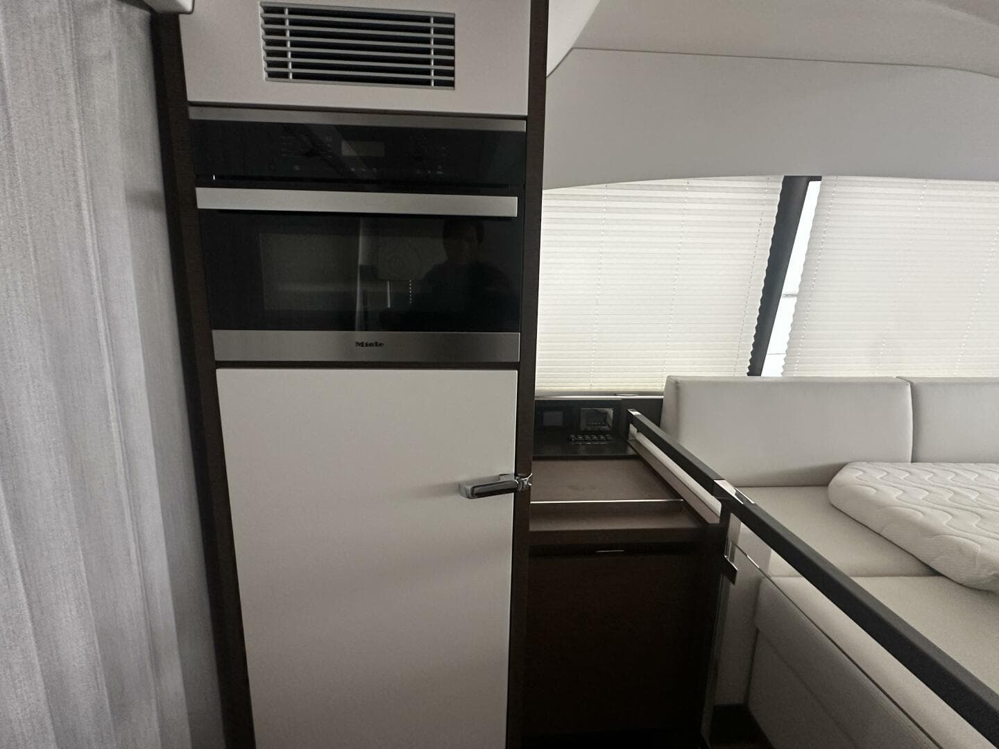 2020 Prestige 460S — photo 14