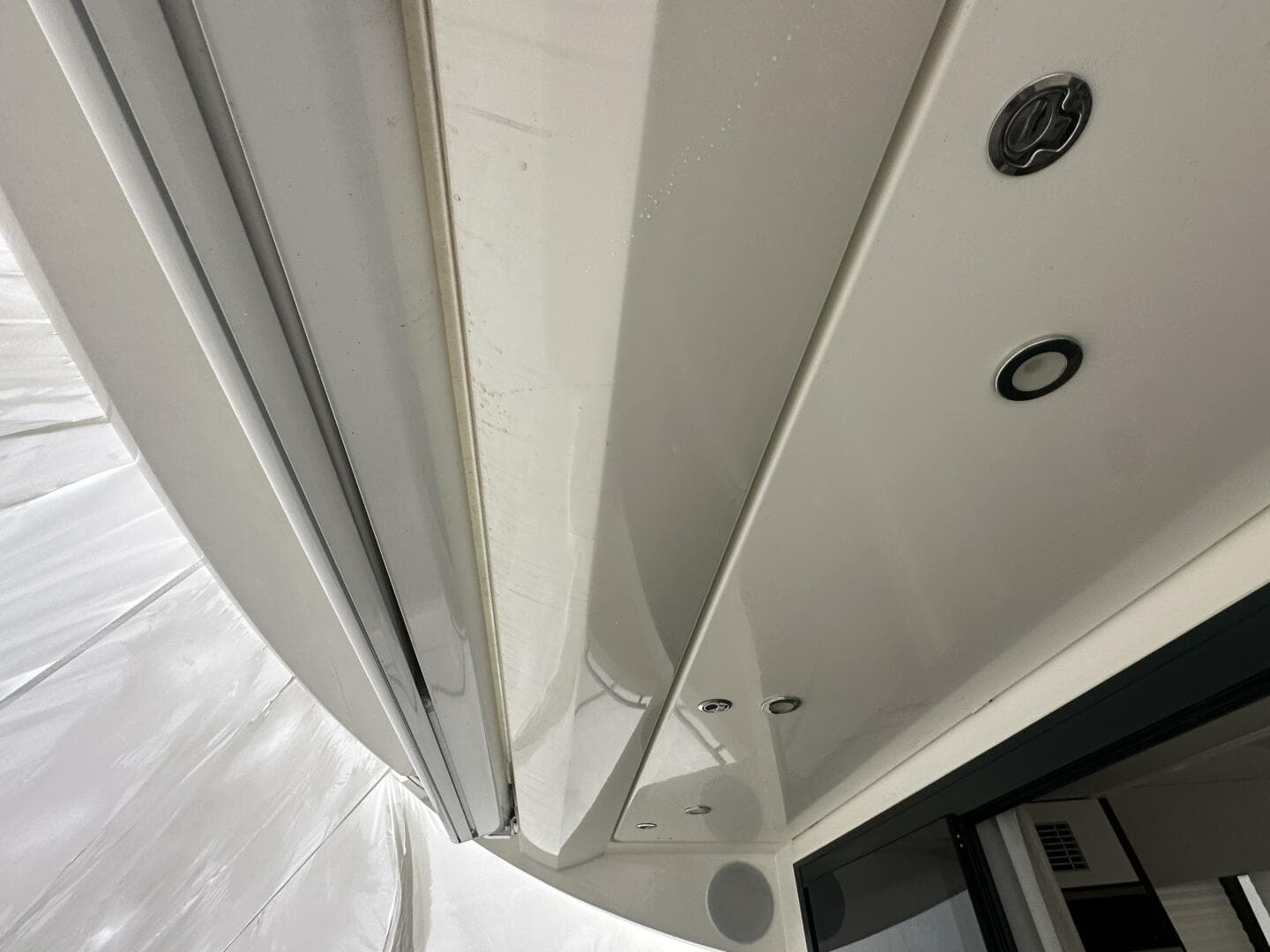 2020 Prestige 460S — photo 52