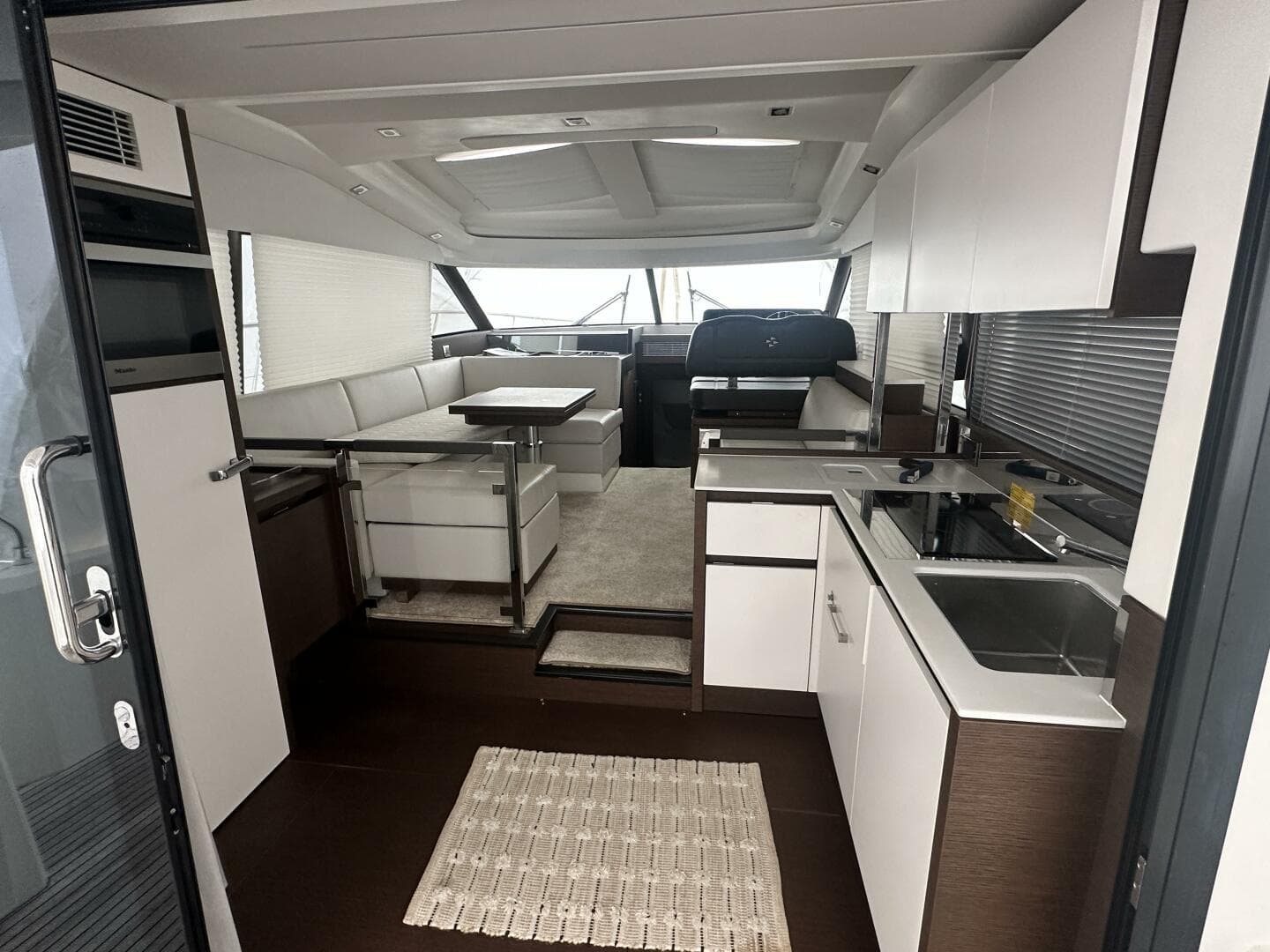 2020 Prestige 460S — photo 18