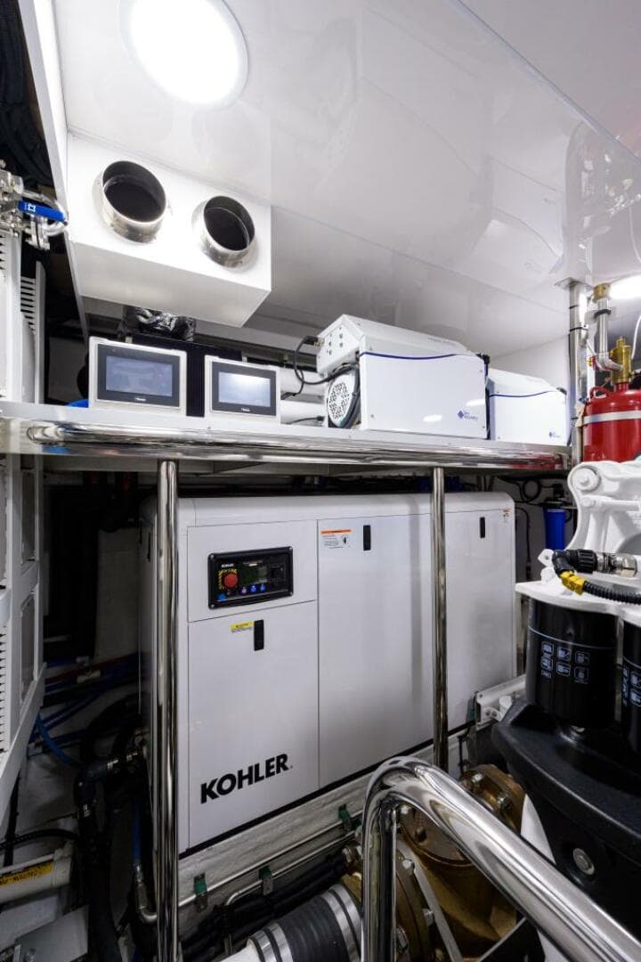 2019 Ocean Alexander 100 — photo 84