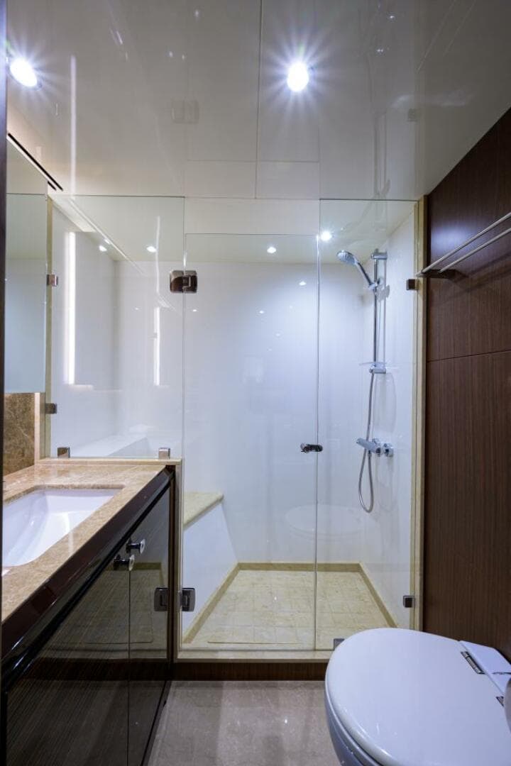 2019 Ocean Alexander 100 — photo 67