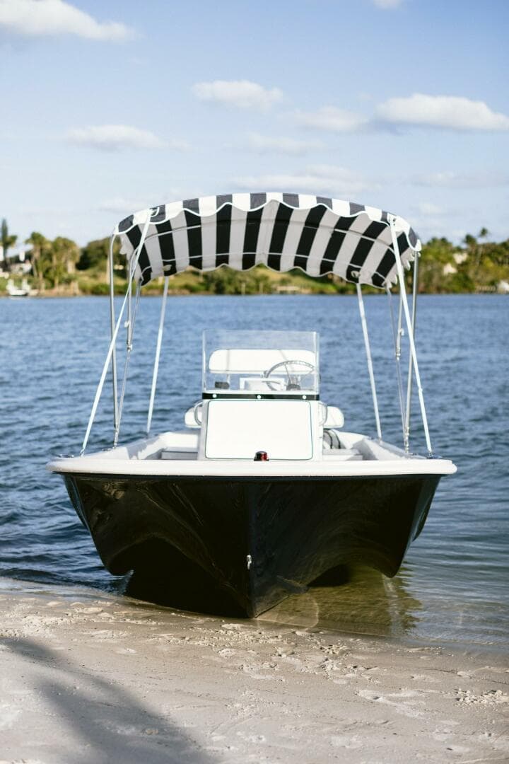 2026 Custom Palm Yachts 17 — photo 2