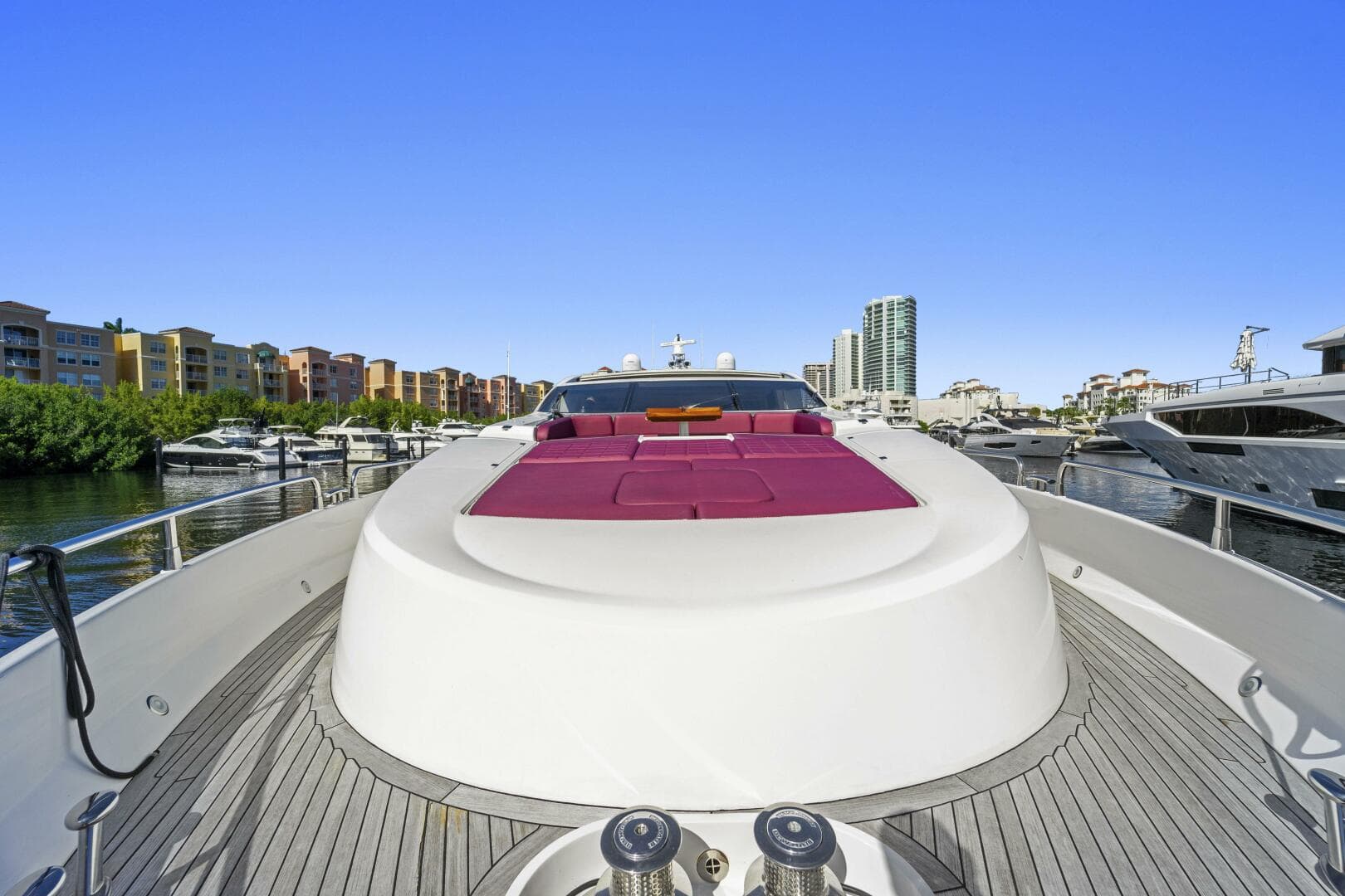 2013 Sunseeker Predator 84 — photo 9