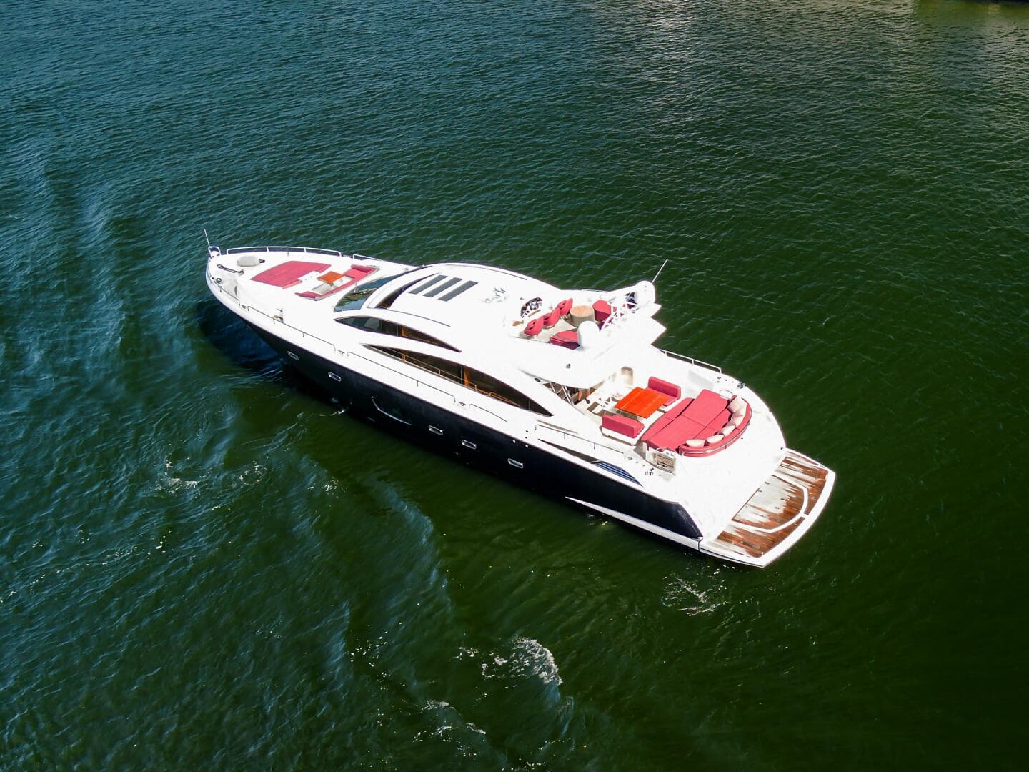 2013 Sunseeker Predator 84 — photo 5