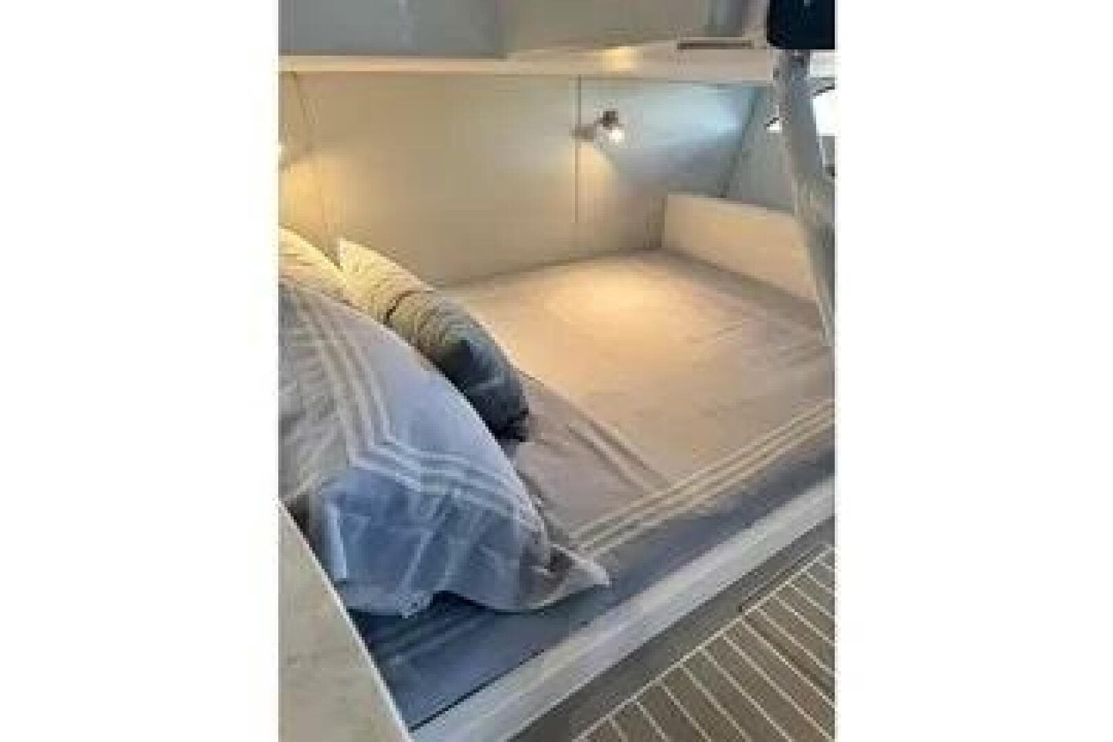 2021 Intrepid — photo 11