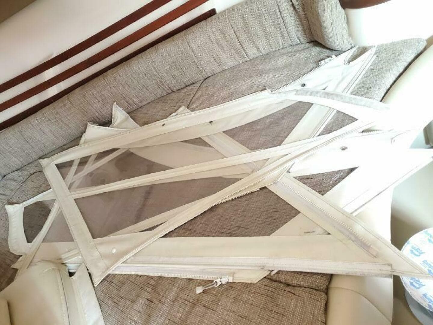 2018 Grady-White 330 Express — photo 24