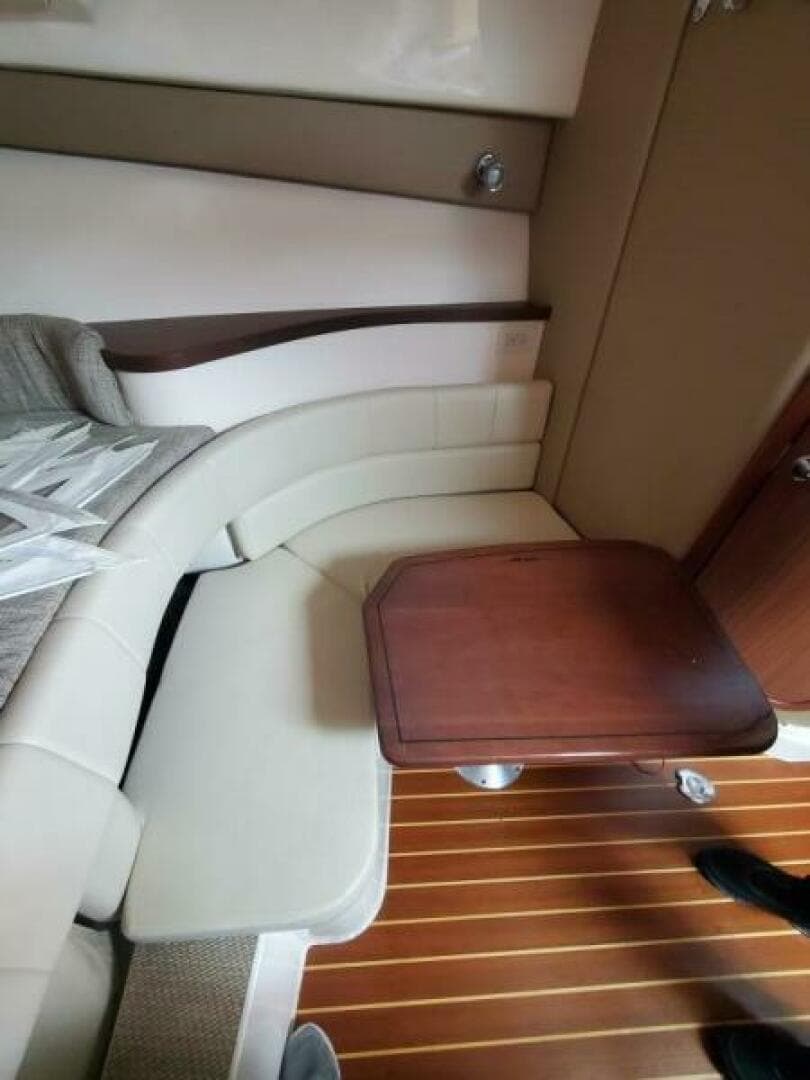 2018 Grady-White 330 Express — photo 64