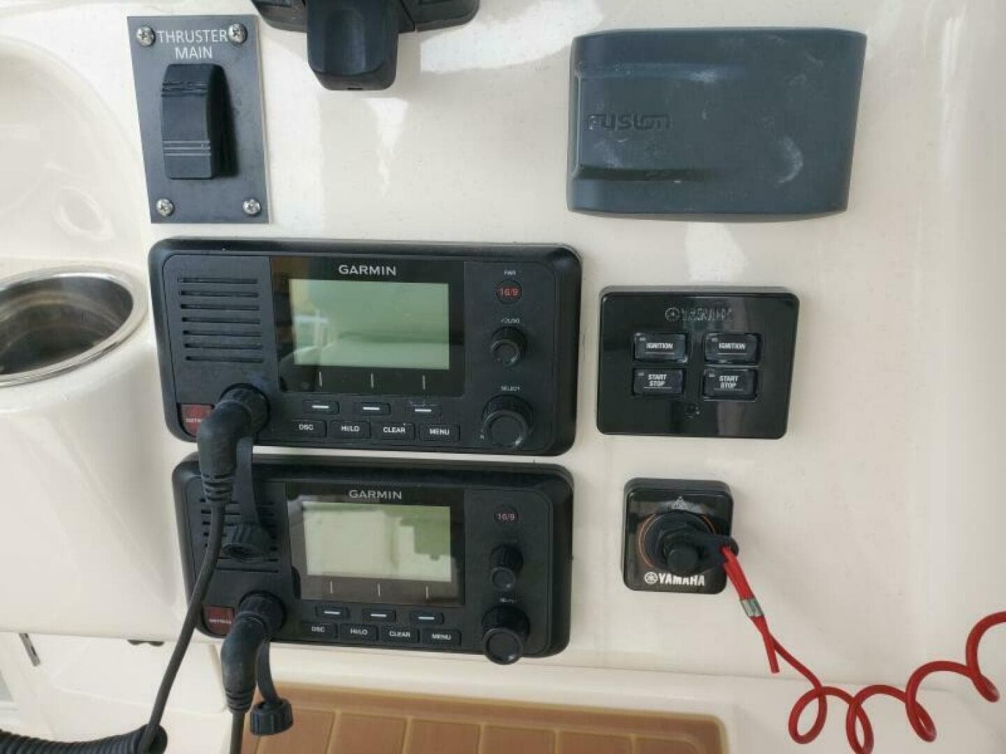 2018 Grady-White 330 Express — photo 13