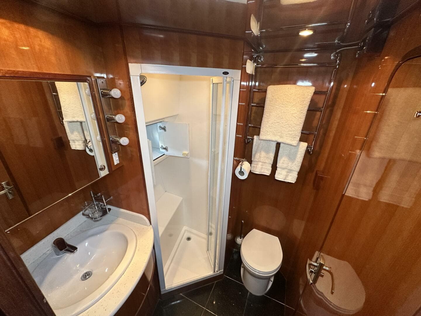 2010 Custom High Star 58 — photo 18