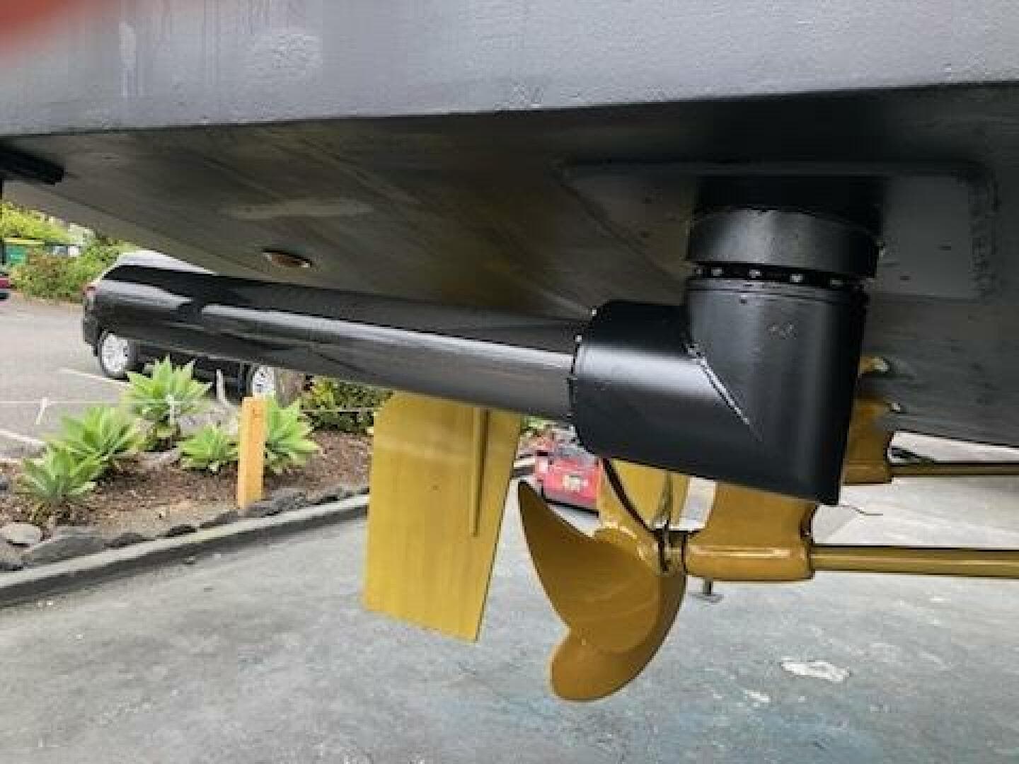 2010 Custom High Star 58 — photo 28