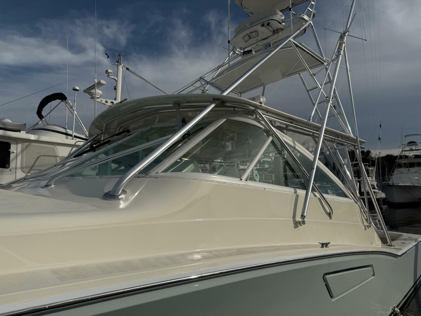 2002 Cabo 45 Express — photo 8