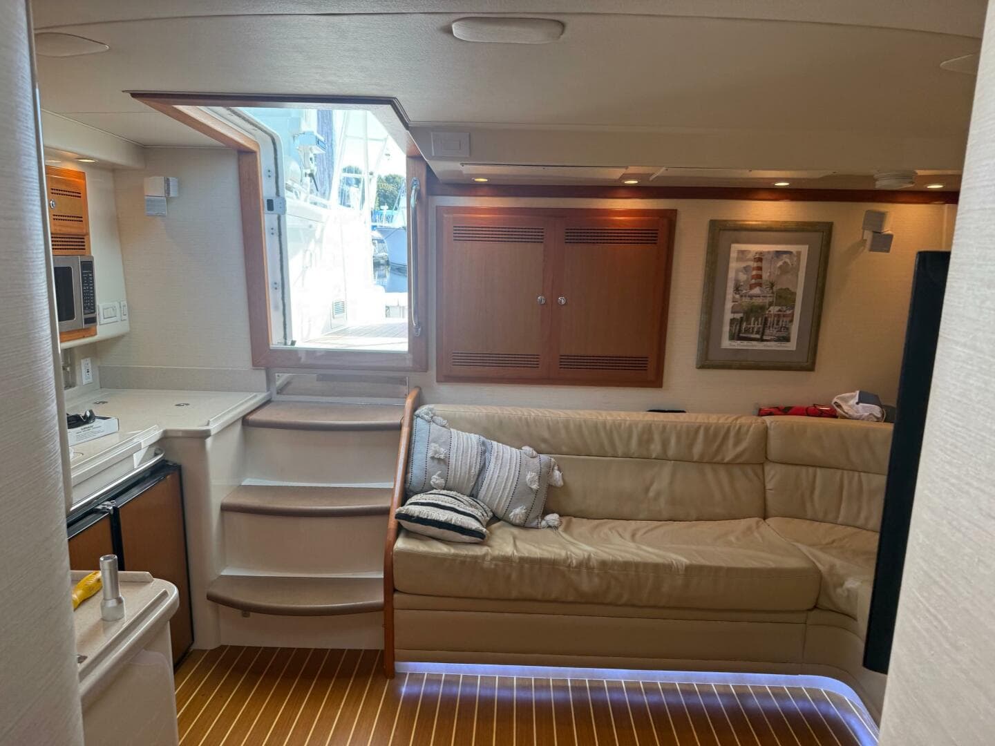 2002 Cabo 45 Express — photo 22