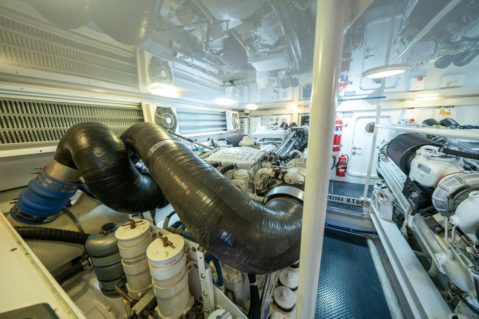 2006 Viking 68 Convertible — photo 72