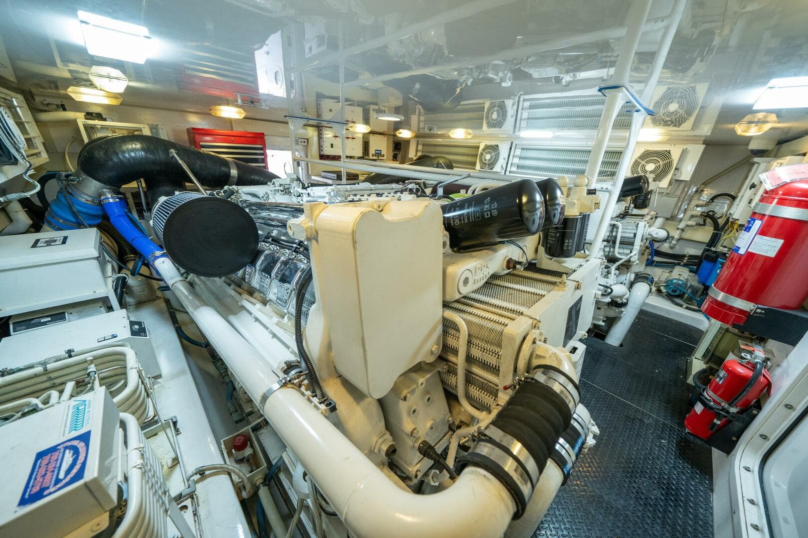 2006 Viking 68 Convertible — photo 78