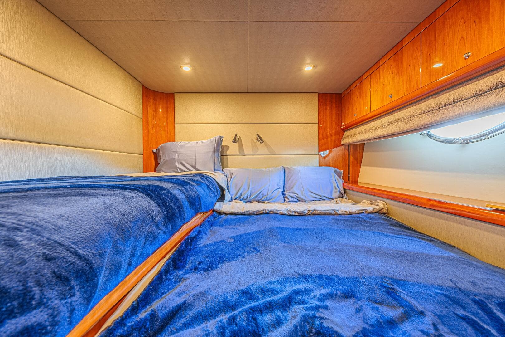 2006 Sunseeker 75 Yacht — photo 39