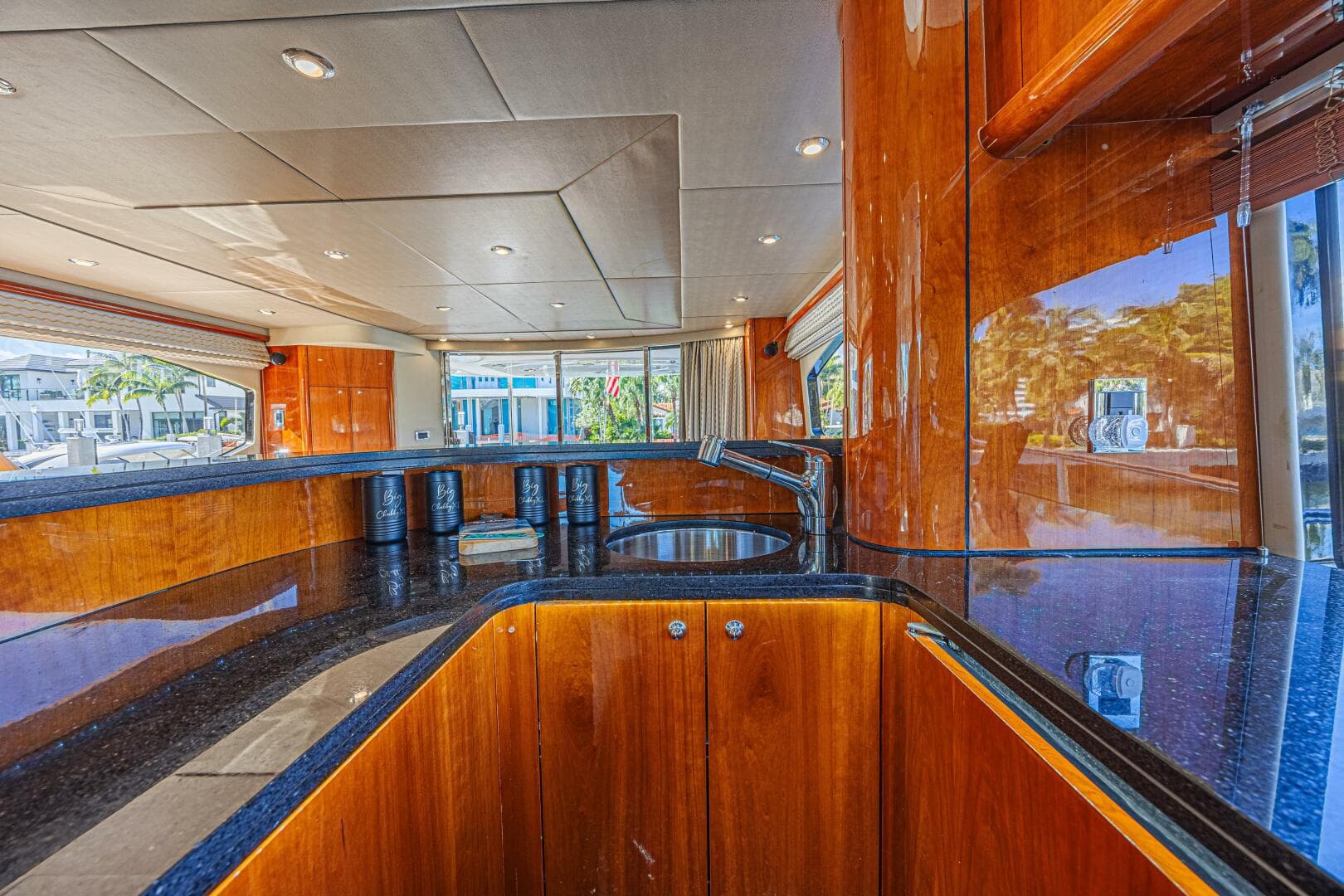 2006 Sunseeker 75 Yacht — photo 23