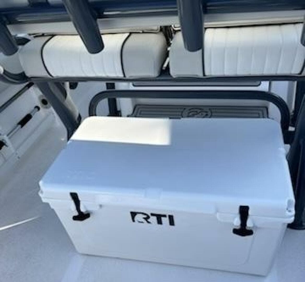 2022 Sea Fox 248 Commander — photo 17