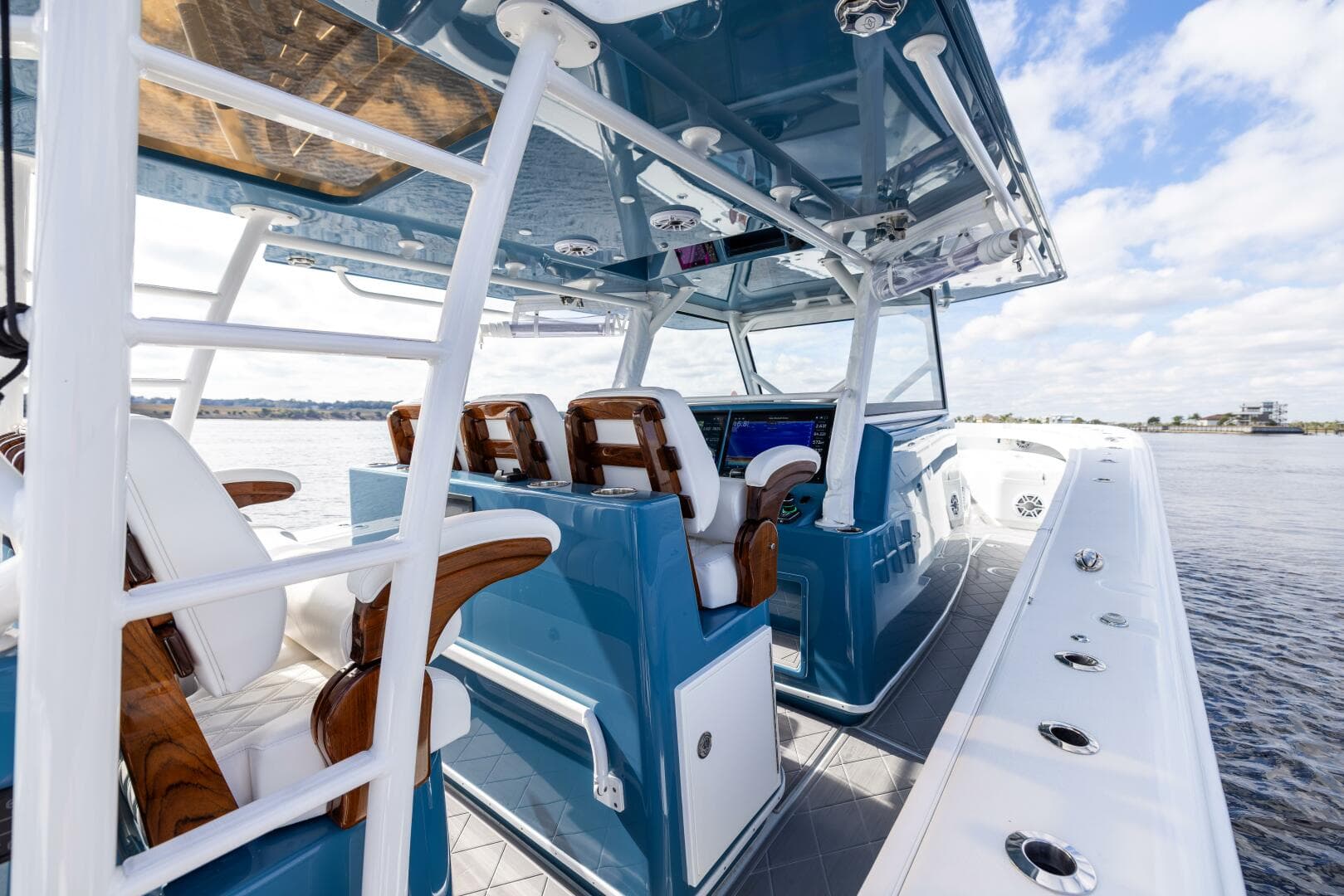 2024 Yellowfin — photo 36