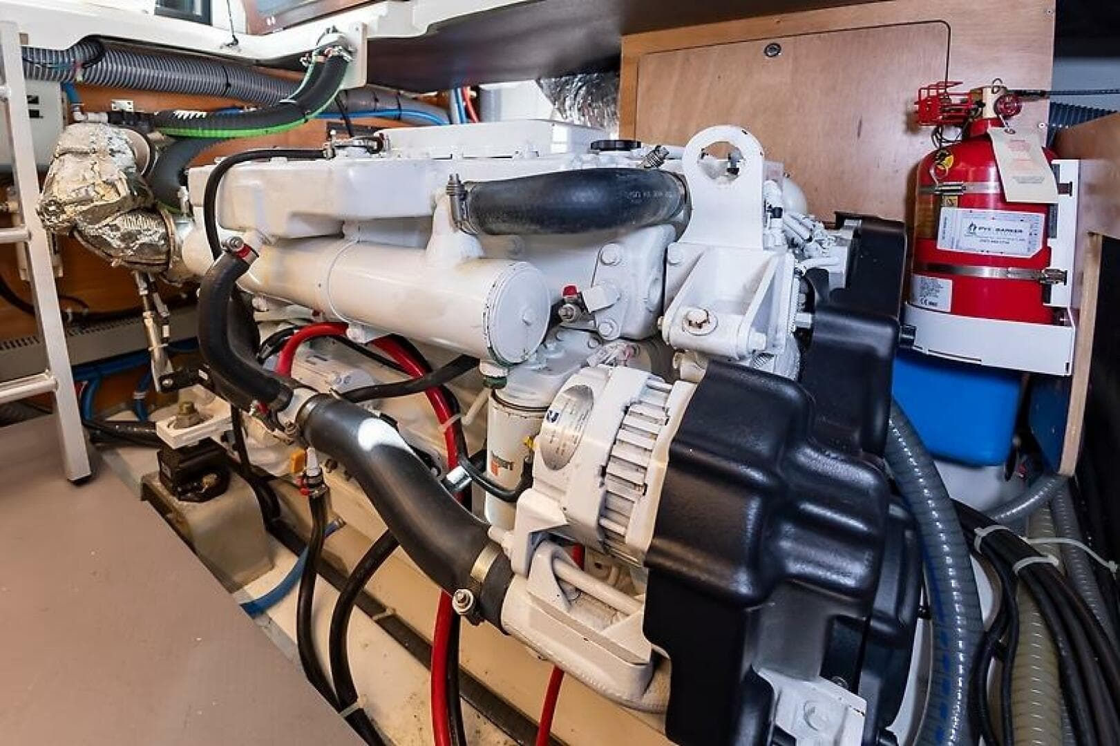 2022 Beneteau Swift Trawler — photo 54