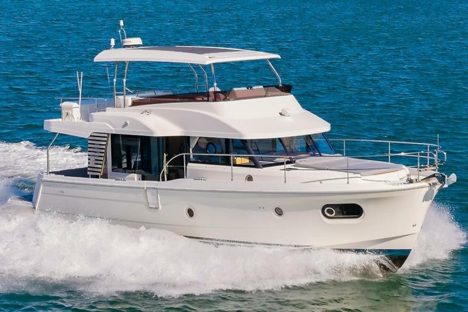 2022 Beneteau Swift Trawler — photo 68