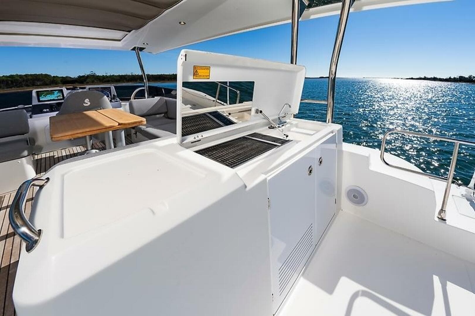 2022 Beneteau Swift Trawler — photo 13