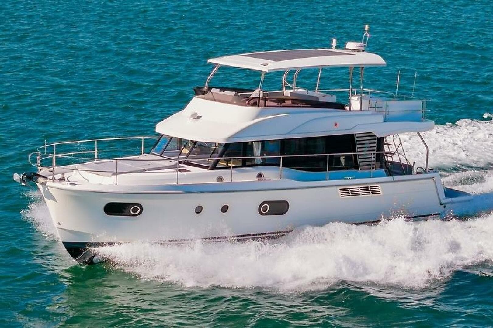 2022 Beneteau Swift Trawler — photo 70
