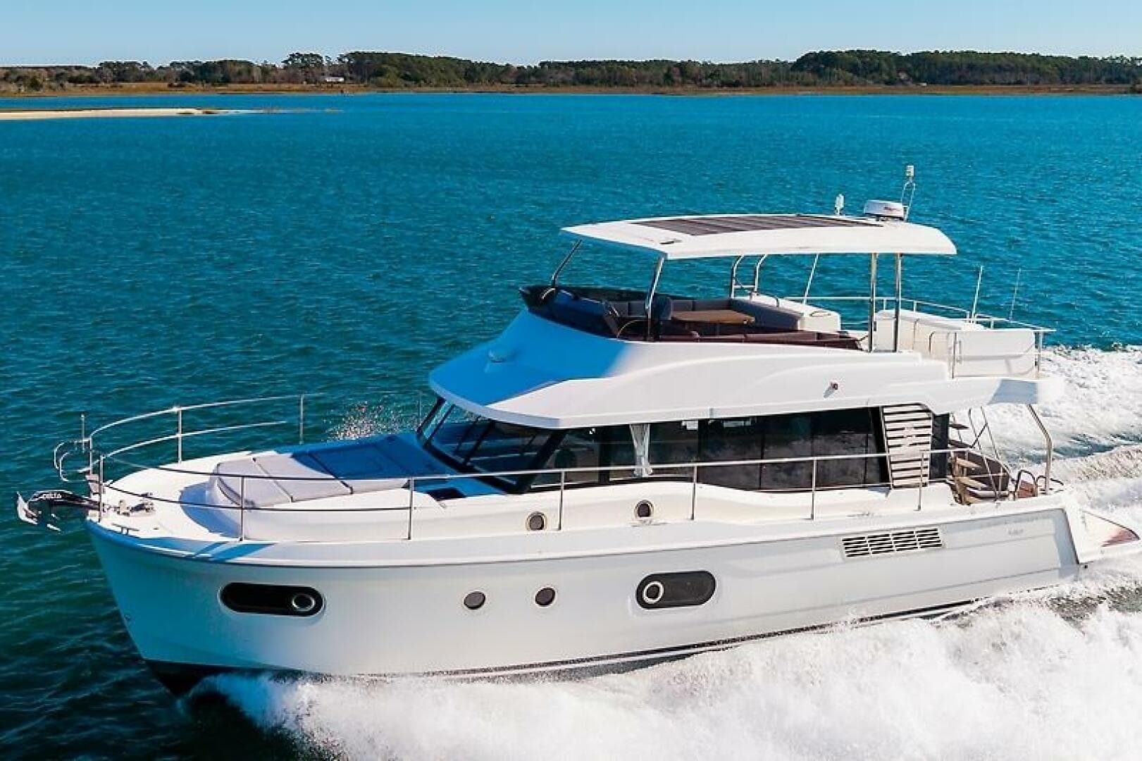 2022 Beneteau Swift Trawler — photo 72