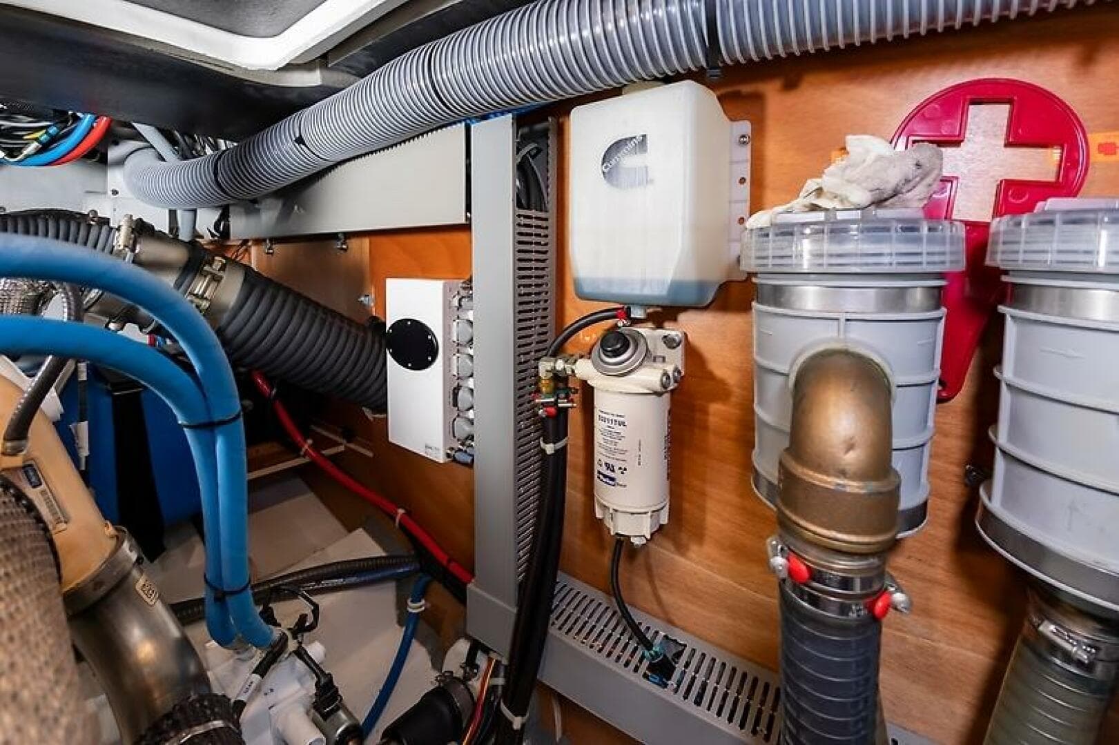 2022 Beneteau Swift Trawler — photo 56