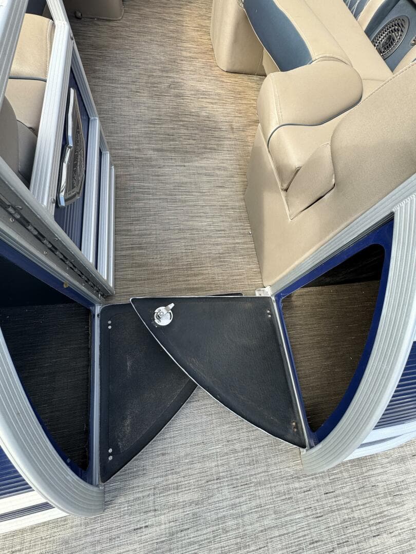 2021 Bennington — photo 11