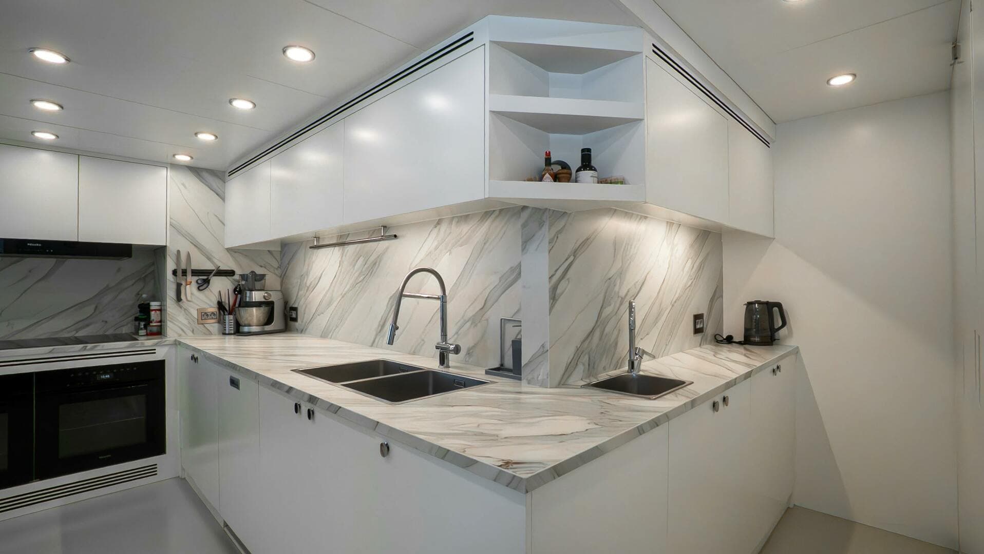 2025 Numarine 32 Xp — photo 21