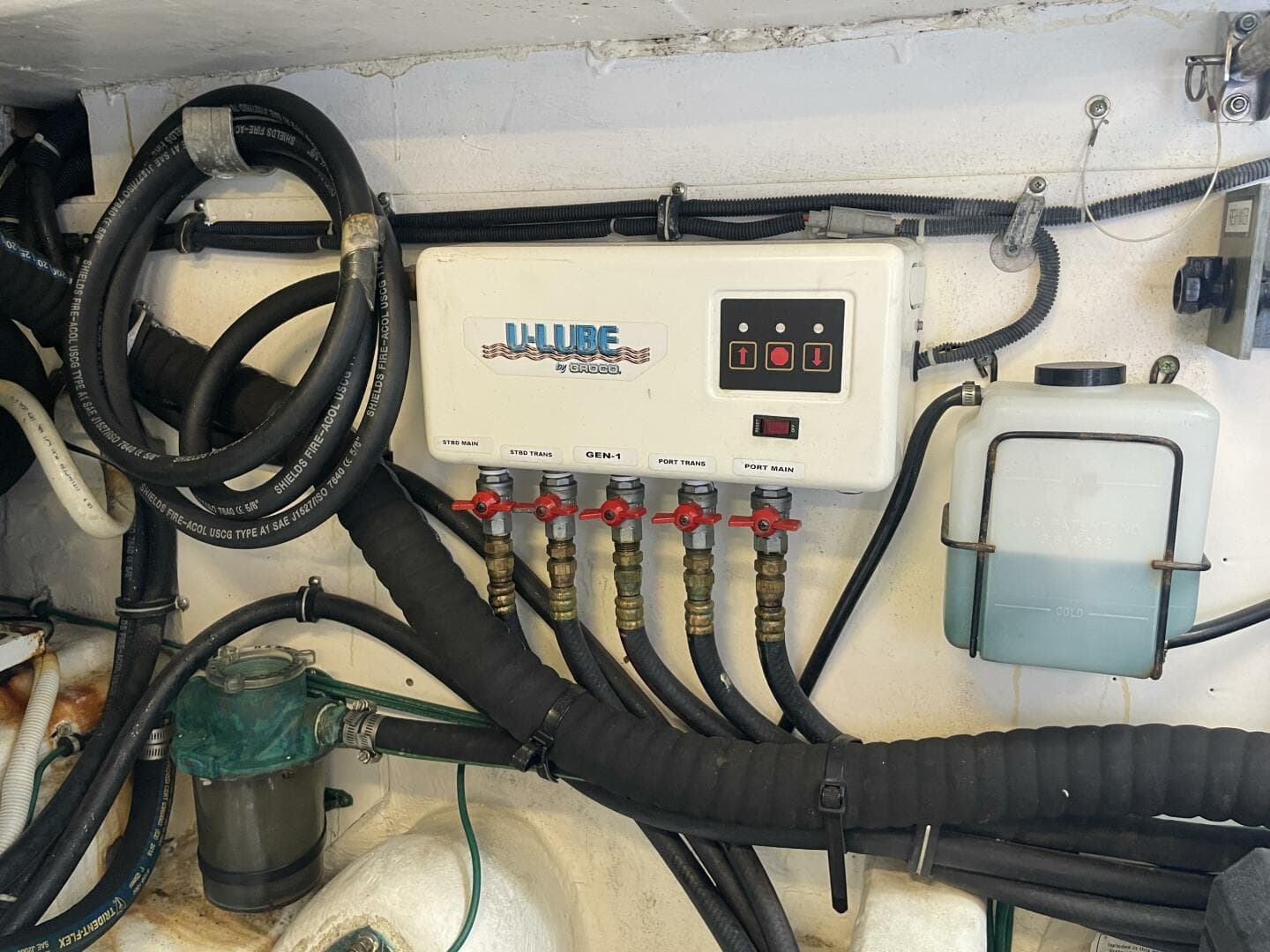 2009 Tiara Yachts 4200 Open — photo 83