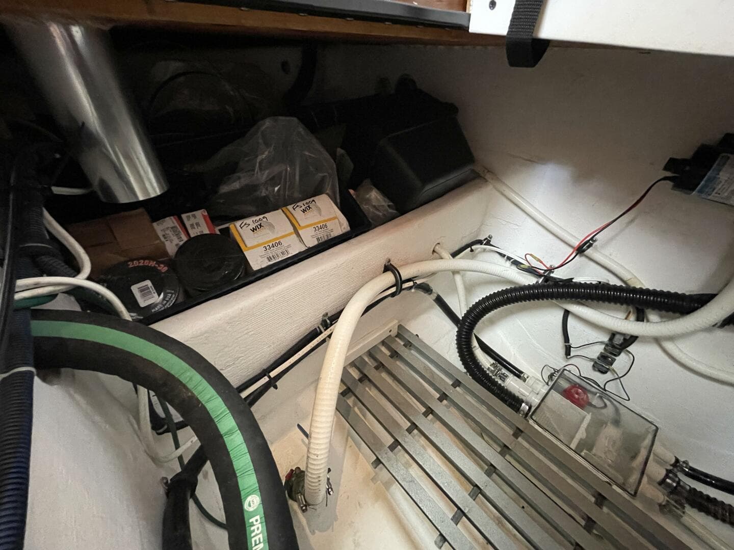 2009 Tiara Yachts 4200 Open — photo 89