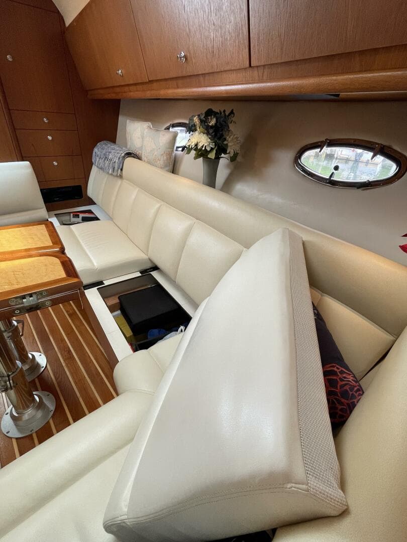 2009 Tiara Yachts 4200 Open — photo 52