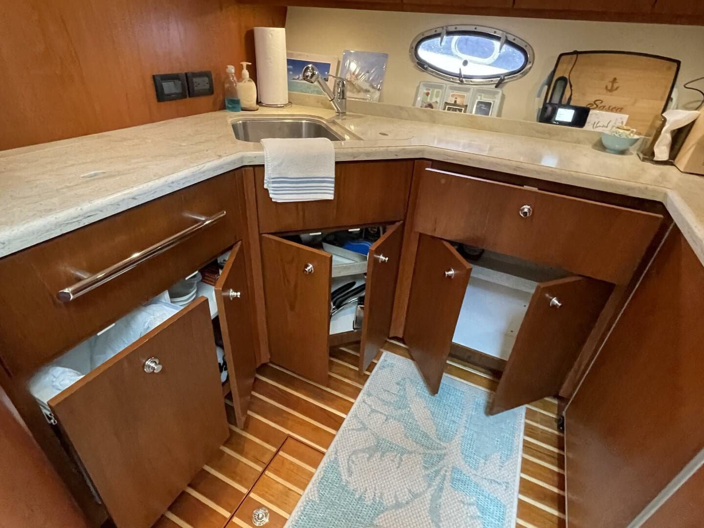 2009 Tiara Yachts 4200 Open — photo 69