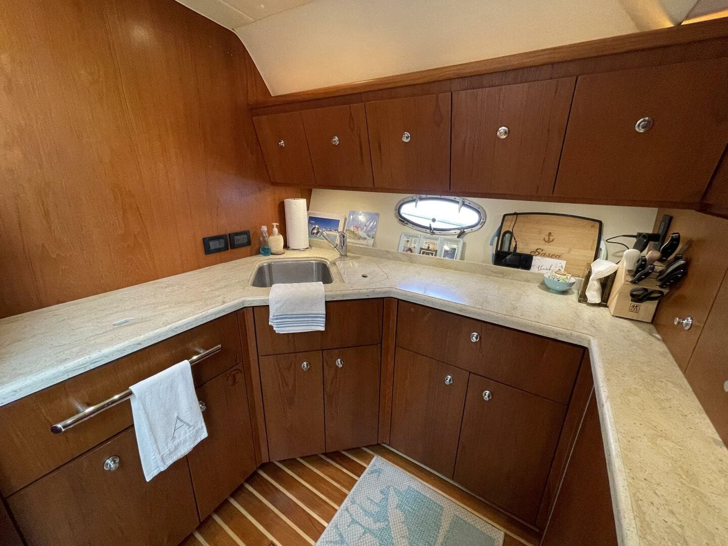 2009 Tiara Yachts 4200 Open — photo 66