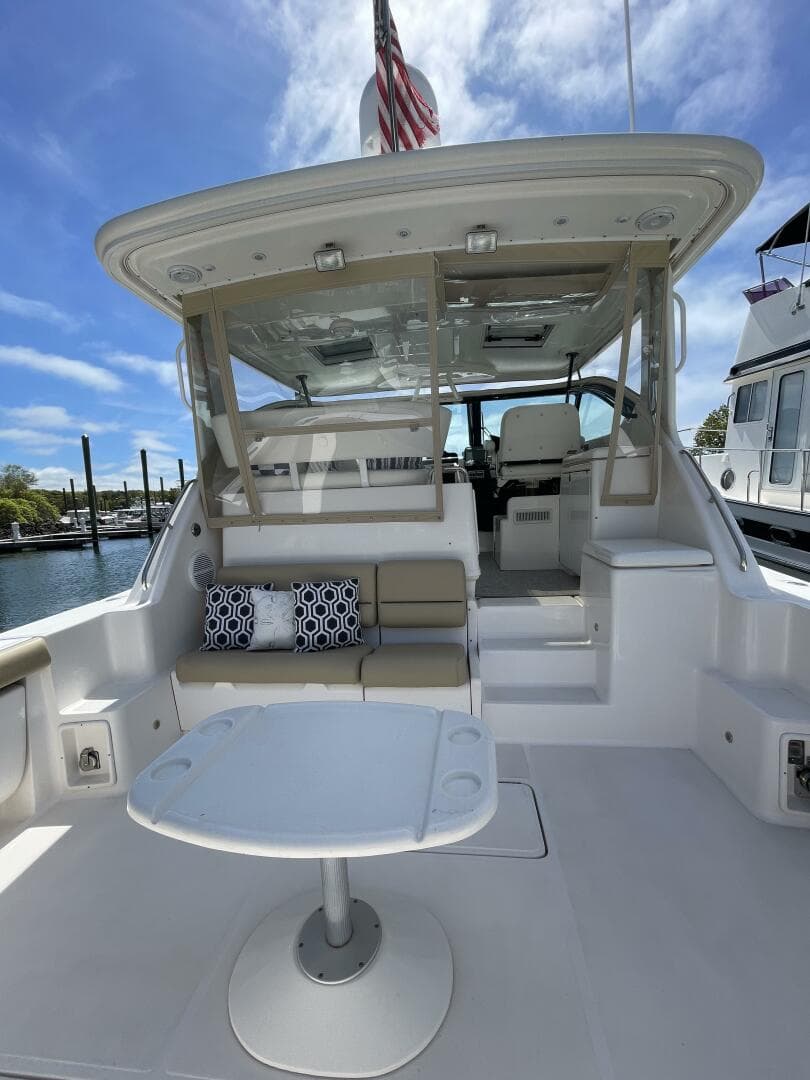 2009 Tiara Yachts 4200 Open — photo 19