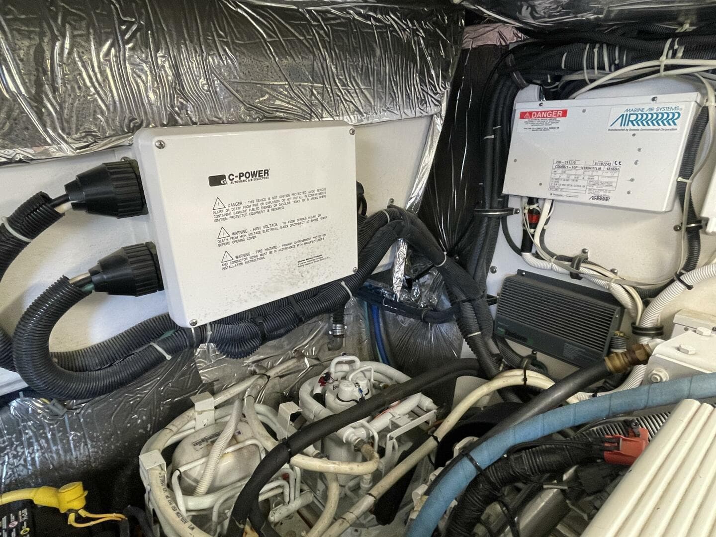 2009 Tiara Yachts 4200 Open — photo 85