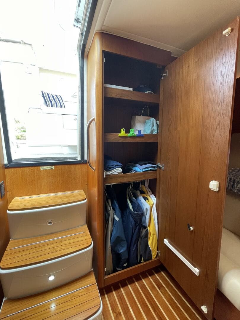 2009 Tiara Yachts 4200 Open — photo 43