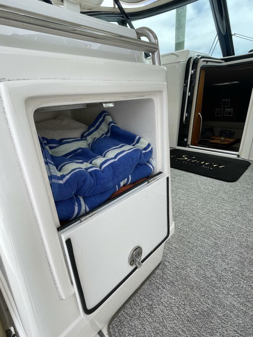 2009 Tiara Yachts 4200 Open — photo 25