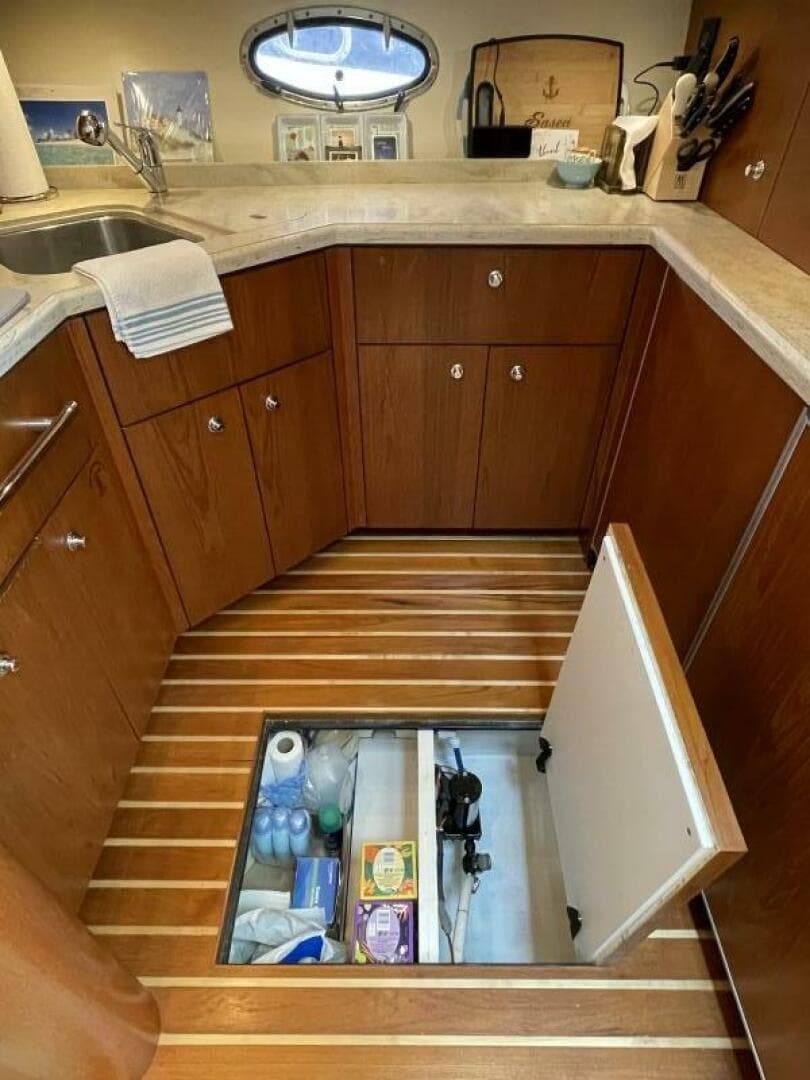 2009 Tiara Yachts 4200 Open — photo 72