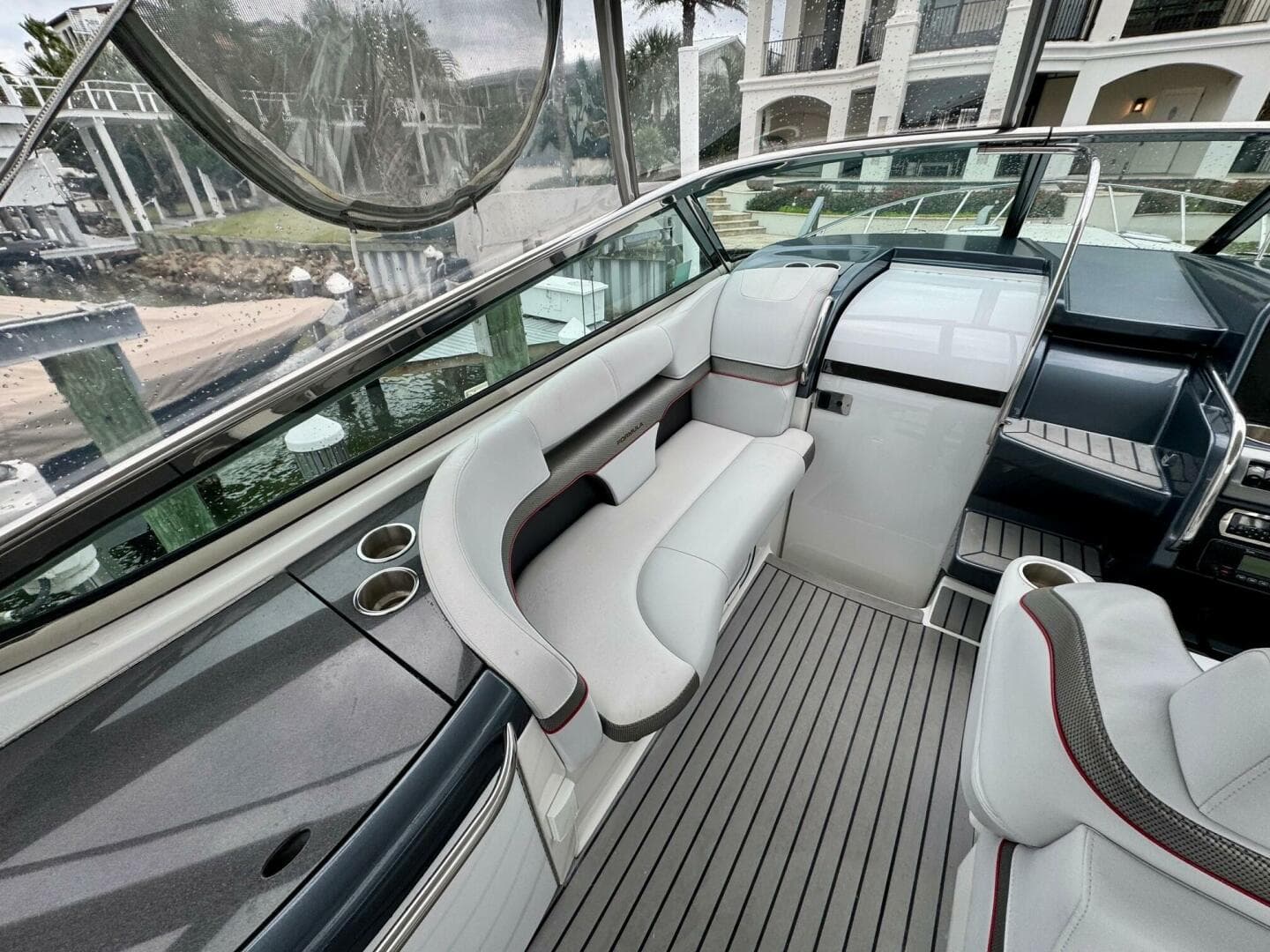 2016 Formula 370 Super Sport — photo 11