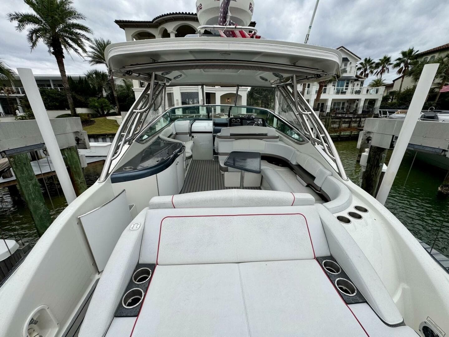 2016 Formula 370 Super Sport — photo 9