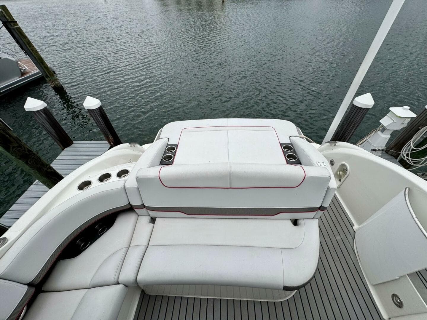 2016 Formula 370 Super Sport — photo 14