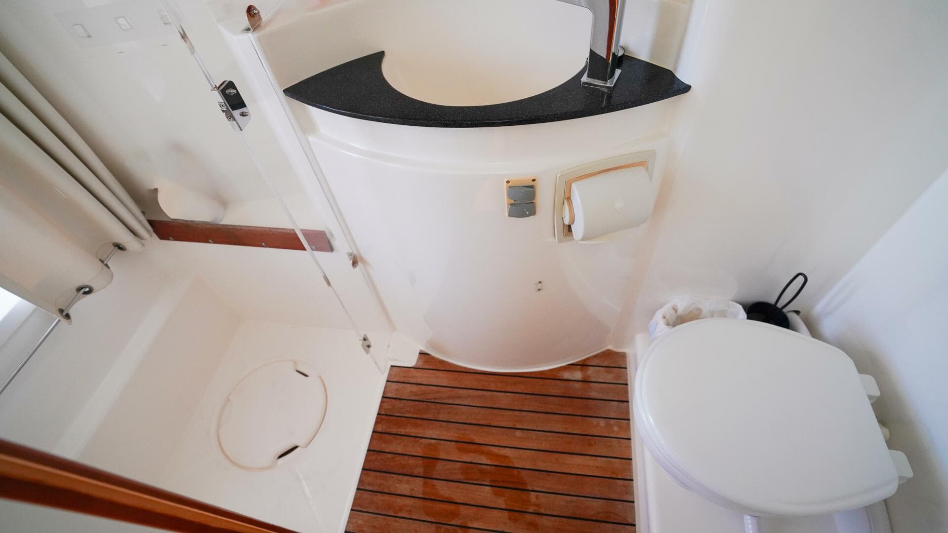 2014 Leopard 58 — photo 32